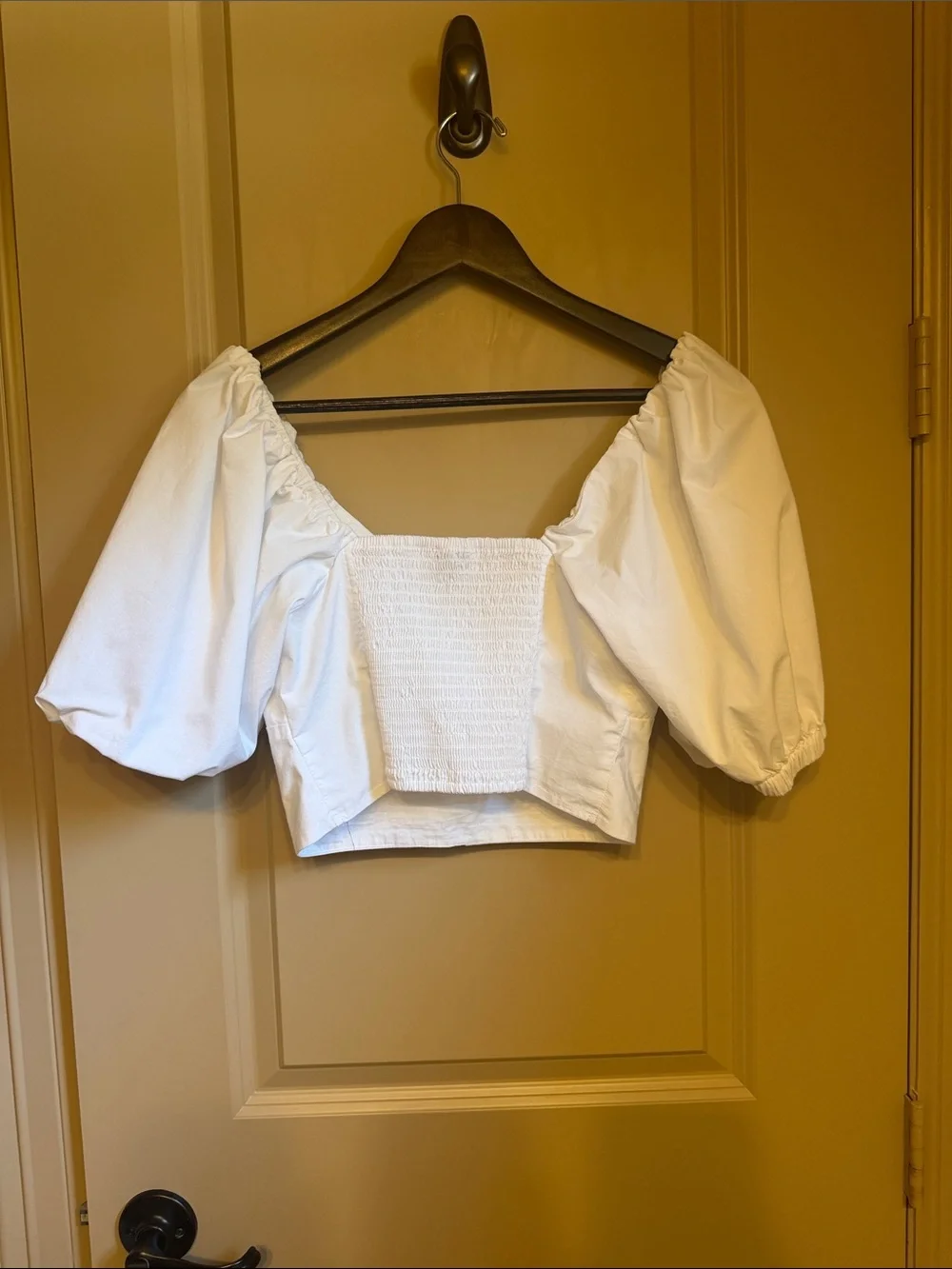 Express White Puff Sleeve Cropped Top